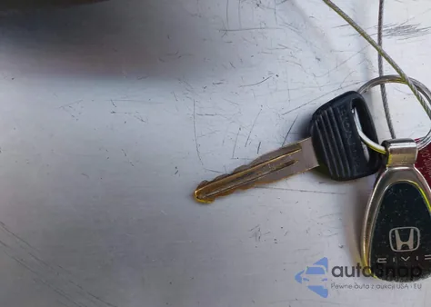 2000 Honda Civic Lx from USA, damaged, VIN 1HGEJ6674YL017440